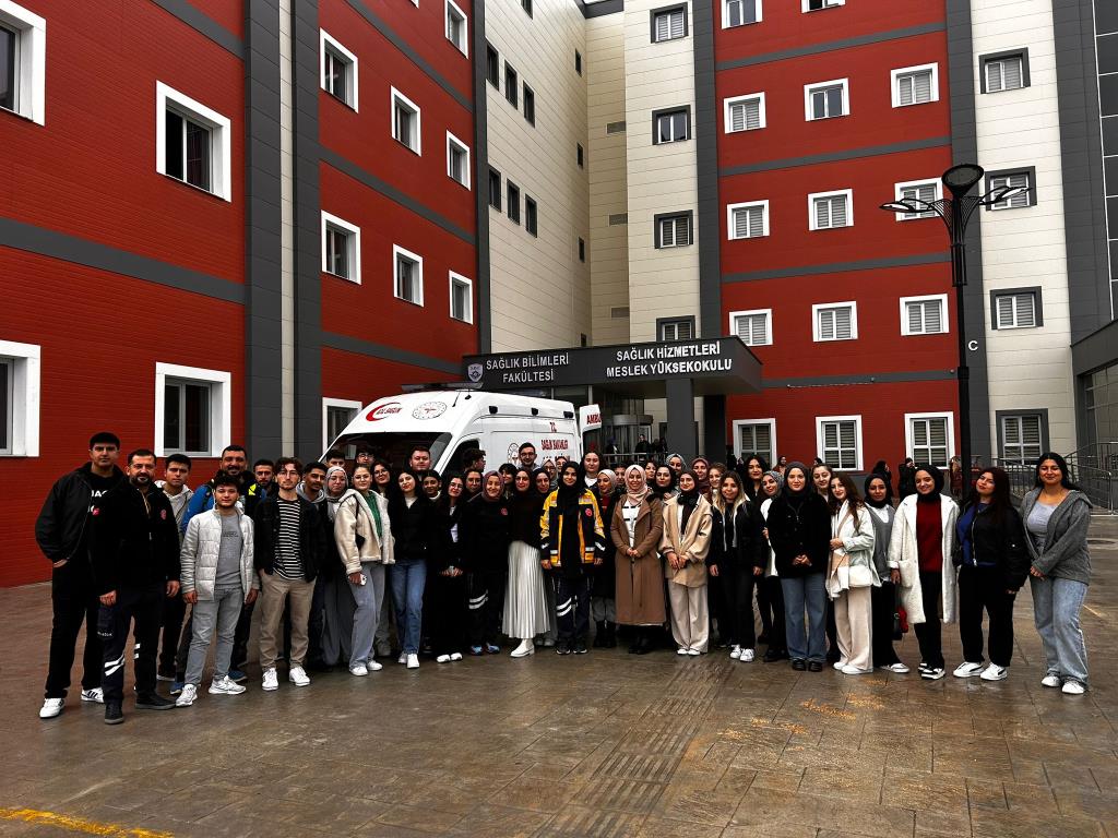 Meslek Yüksekokulumuz Öğrencilerinin Ambulans Tecrübesi