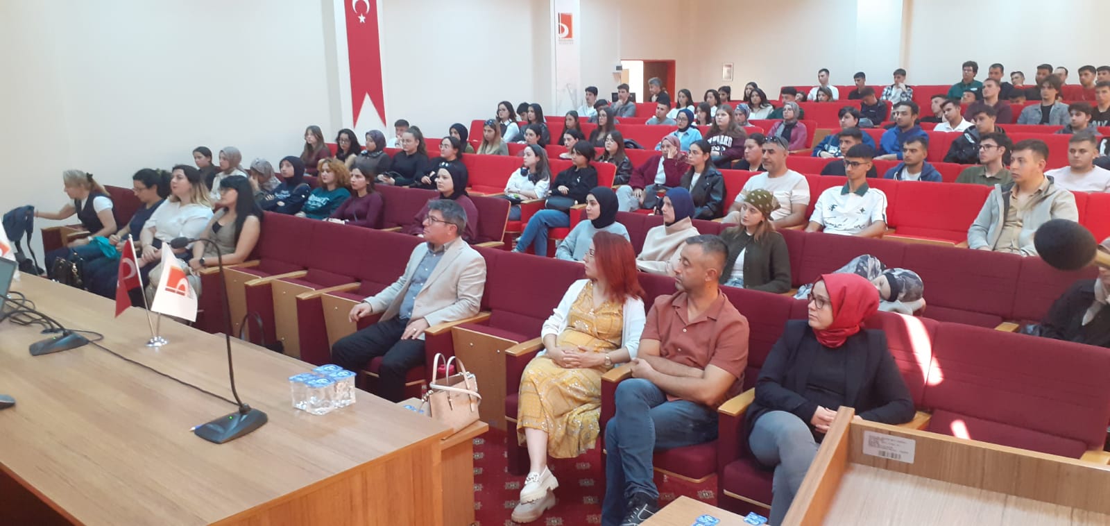 The orientation meeting 