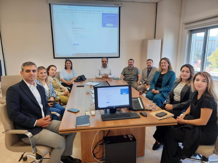 Bilecik Belediyesi Personelleri ile Proje Yazım Süreçleri Hakkında Görüşme Sağlandı. /surgu/5591_b35e_20251006_164016.jpg bağlantısı
